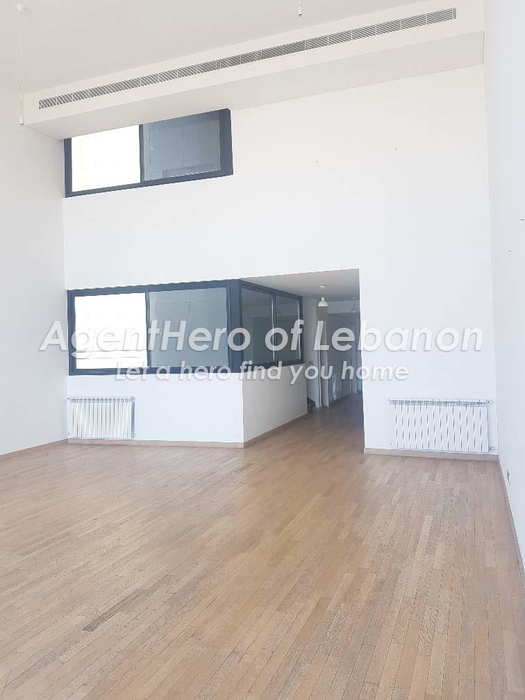 Spacious Loft Style Apartment – Achrafieh