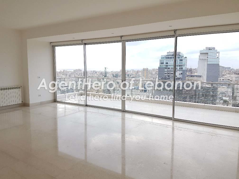 Terrace &amp; panoramic view in one apartment!