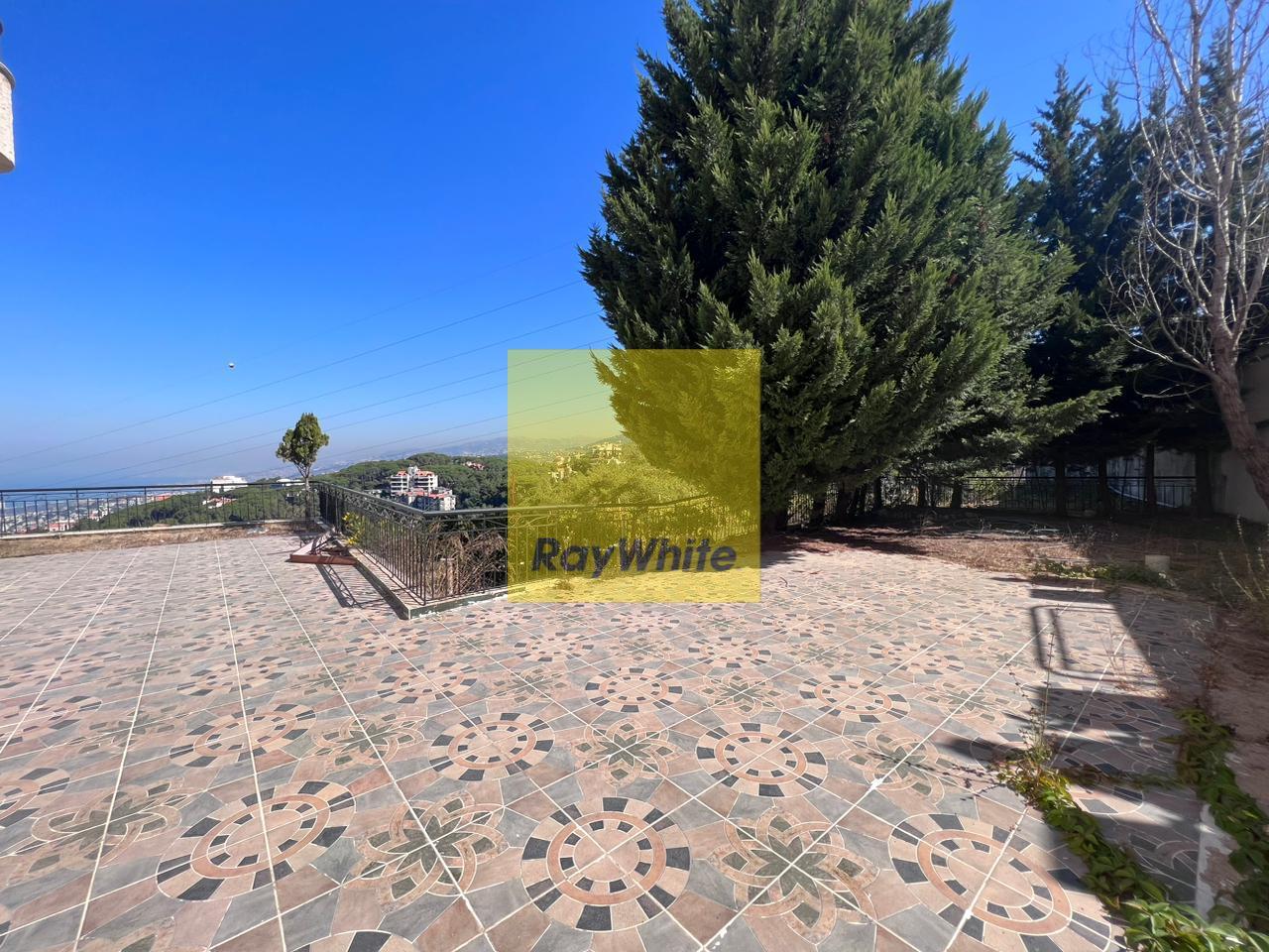 Luxurious Apartment for sale with Amazing Views