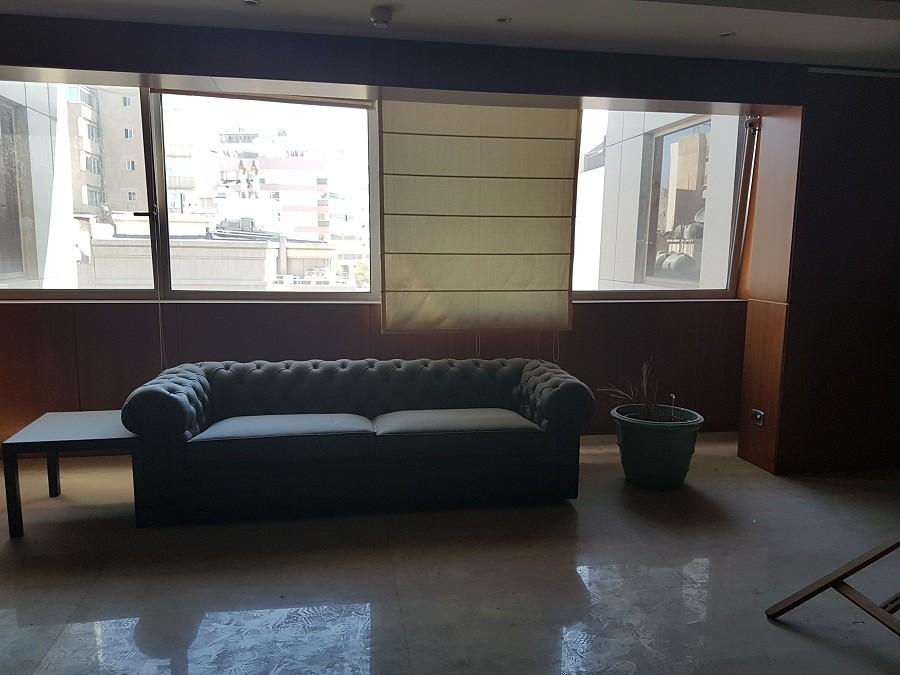 Prime office for sale in Verdun