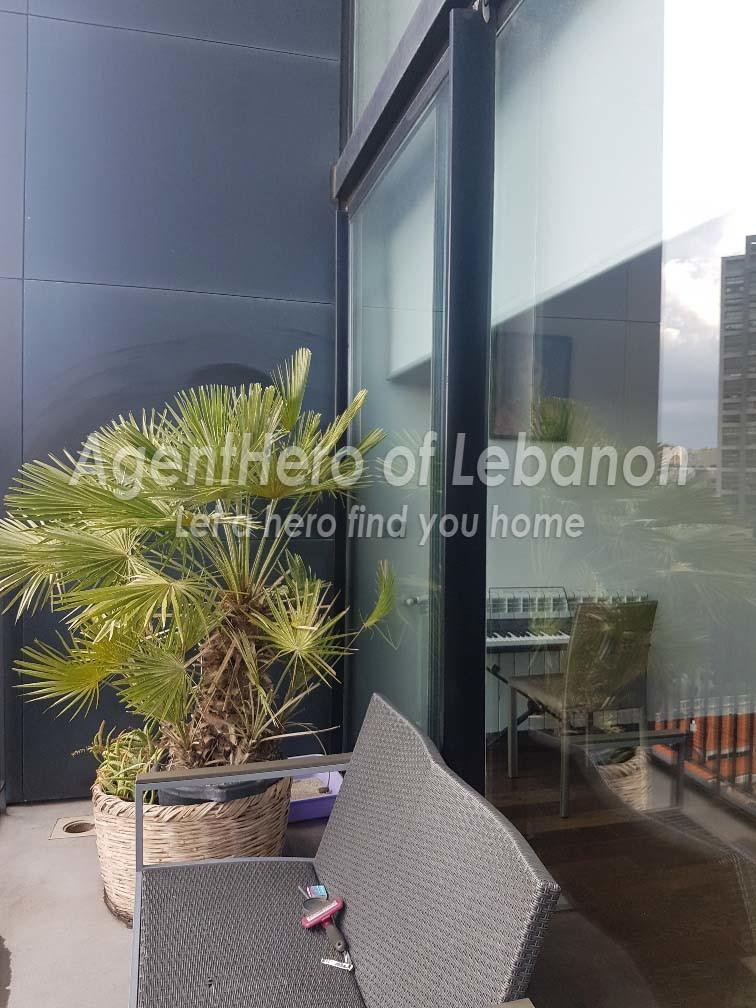 Modern Loft with Terrace – Prime Location