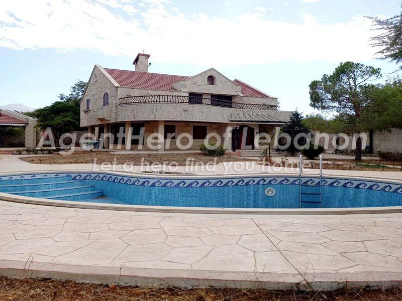 Villa & Venue 1550 Sqm + Heated Pool