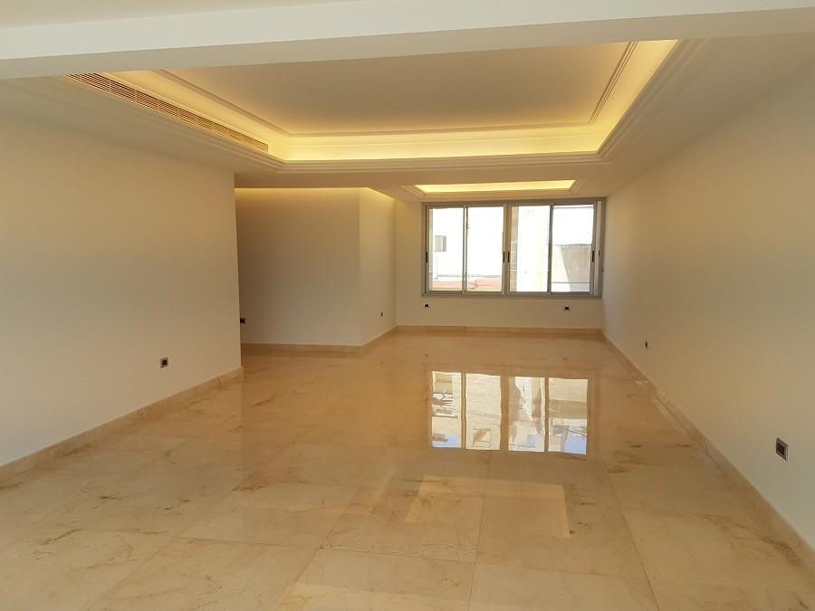 3 master bedroom apartment near Sassine