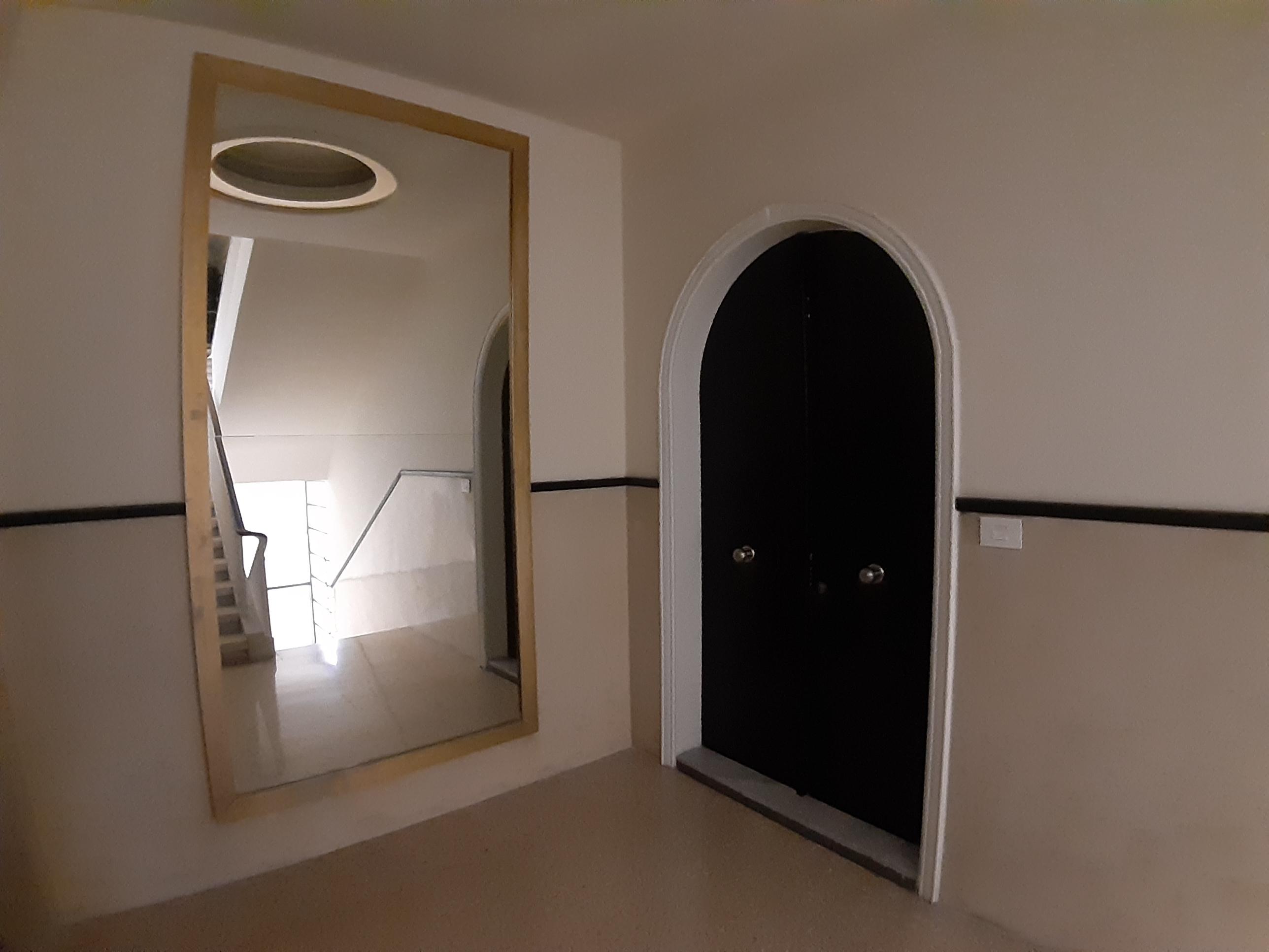 A luxurious 250 sqm office space for rent in Charles Helou Avenue.