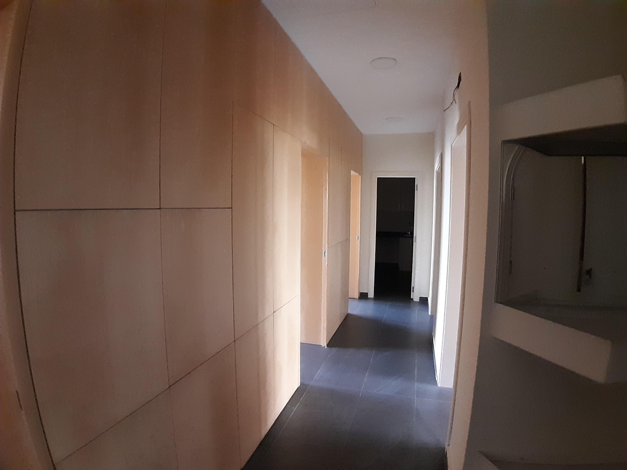 A luxurious 250 sqm office space for rent in Charles Helou Avenue.