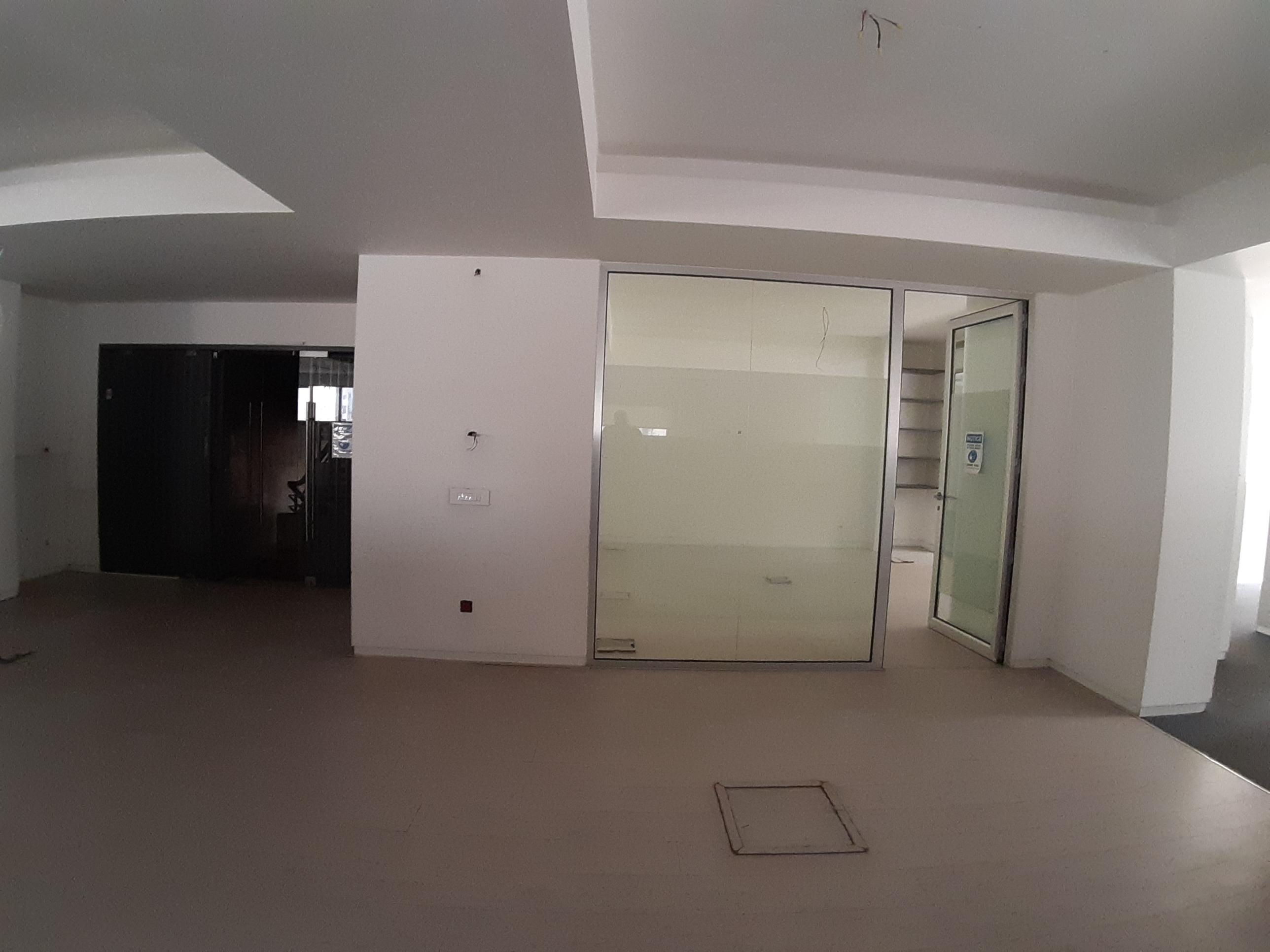 Super office space for rent in Achrafieh.