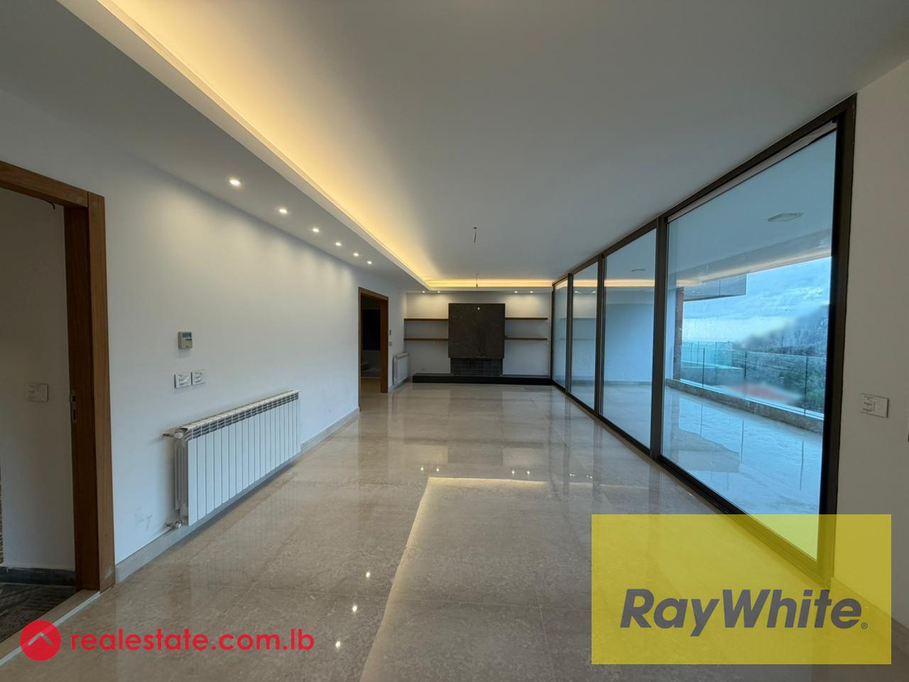 Deluxe Duplex with Stunning Views