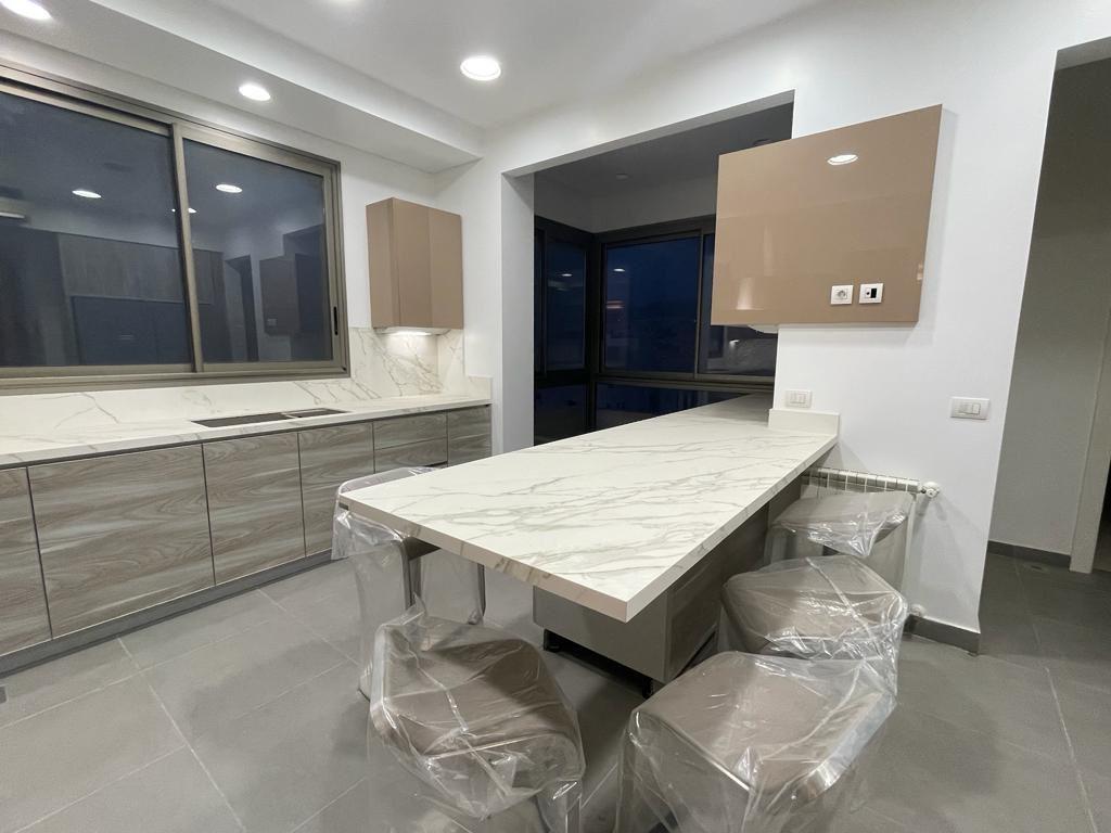 Apartment for sale in Horch Tabet
