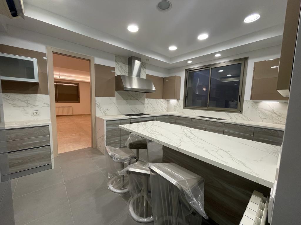 Apartment for sale in Horch Tabet