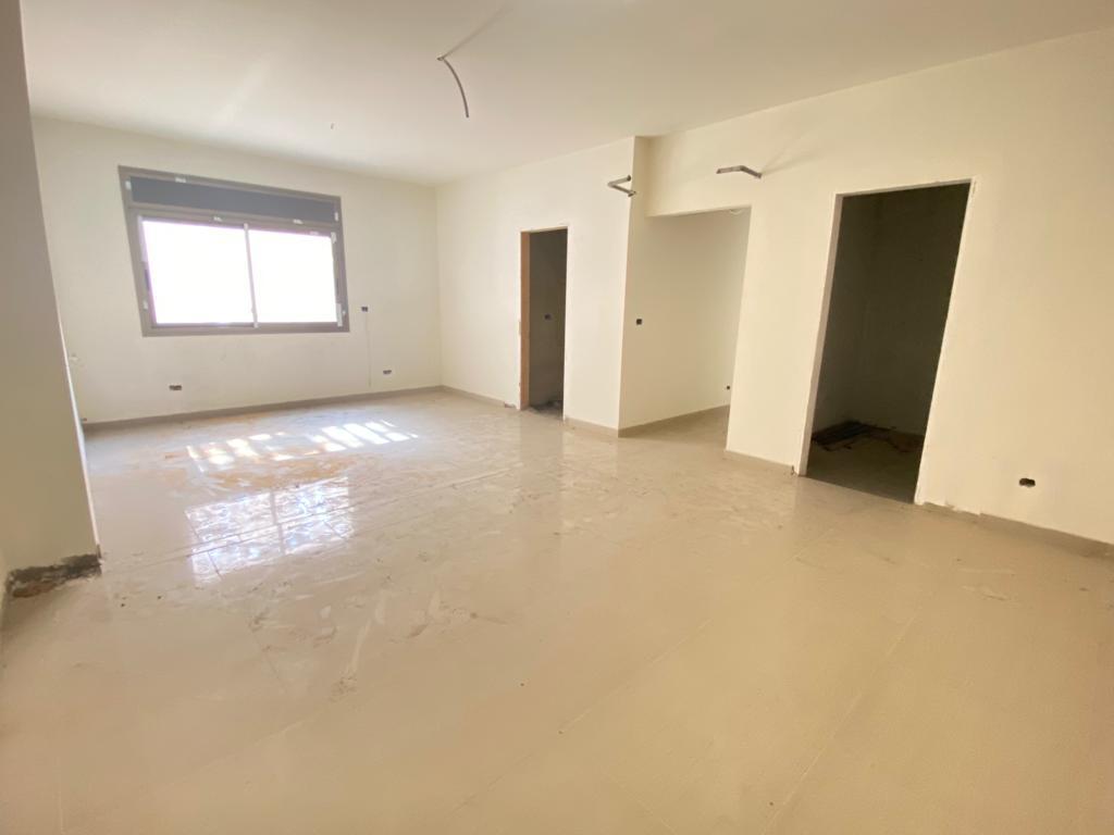 Spacious Flat with 120 SQM Terrace !