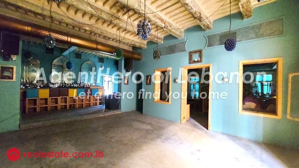 Resto or Pub for Rent - Achrafiyeh