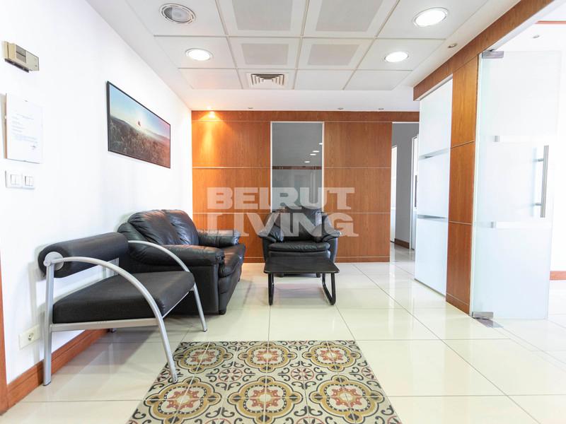 Office in Prime Location | Sea View