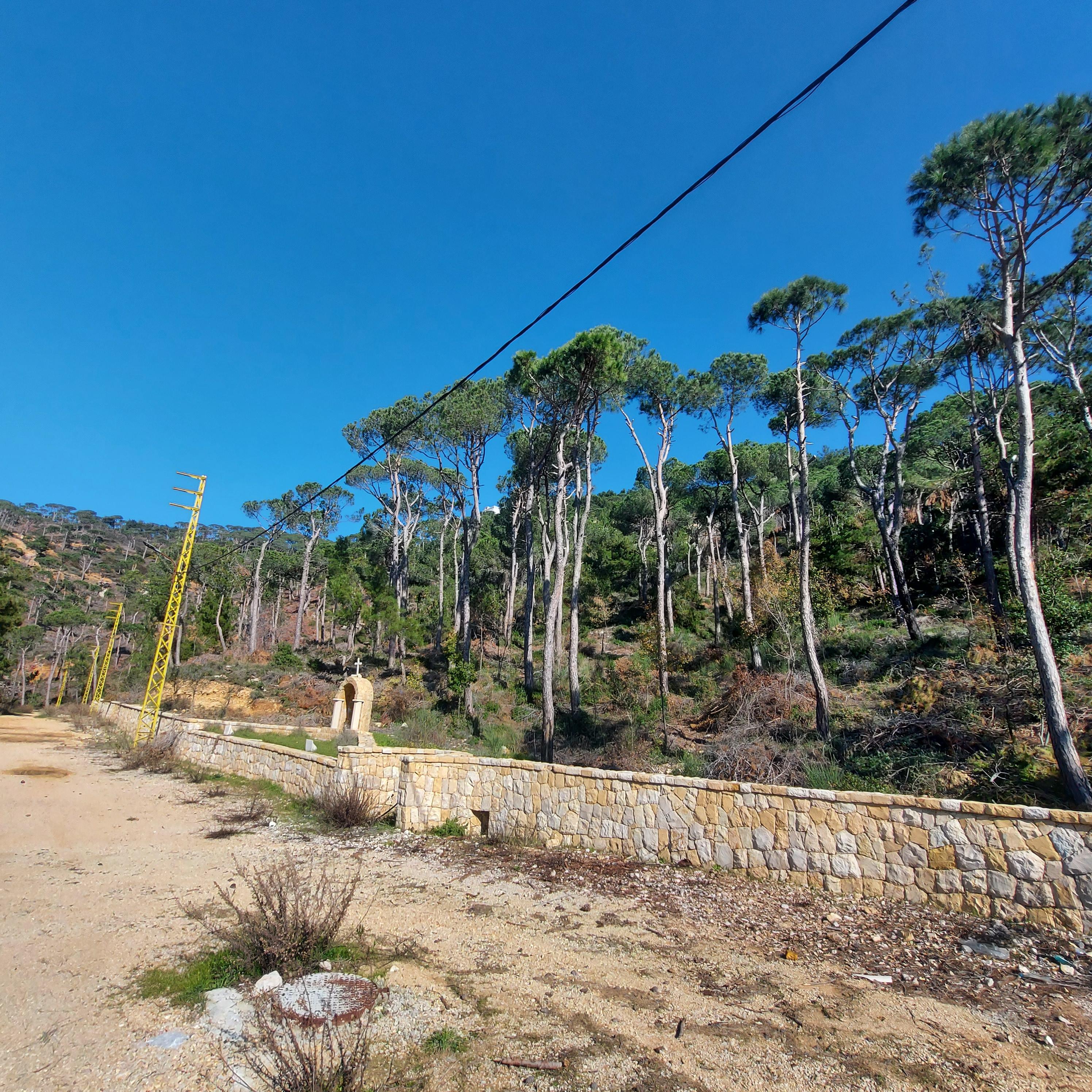 Land for sale in Baabdat