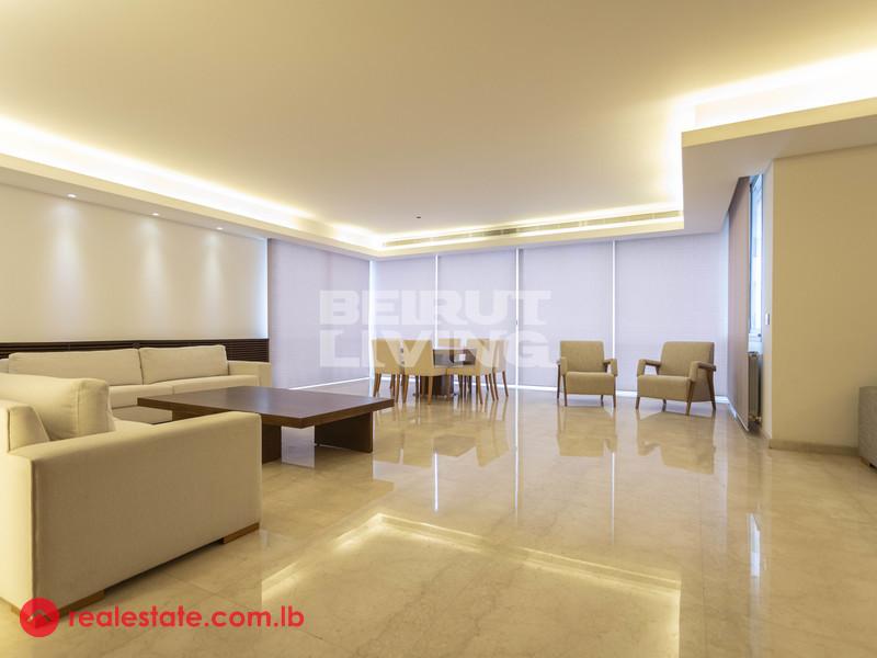 Gorgeous Spacious Flat | Great Location