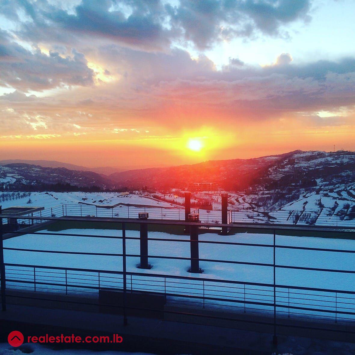 Spacious Chalet in Faqra facing Slopes !
