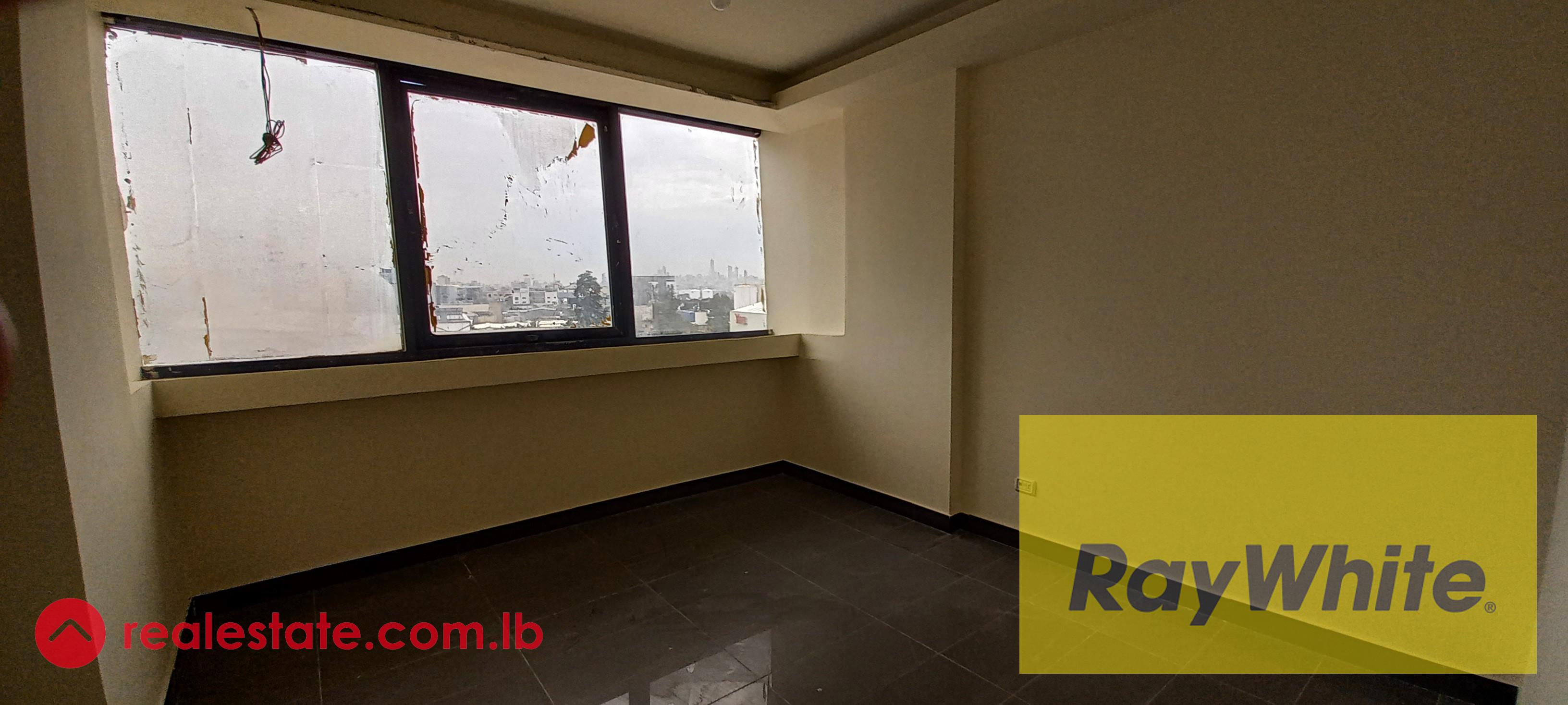 Office Facing The Sea On the highway For Rent In Zalka