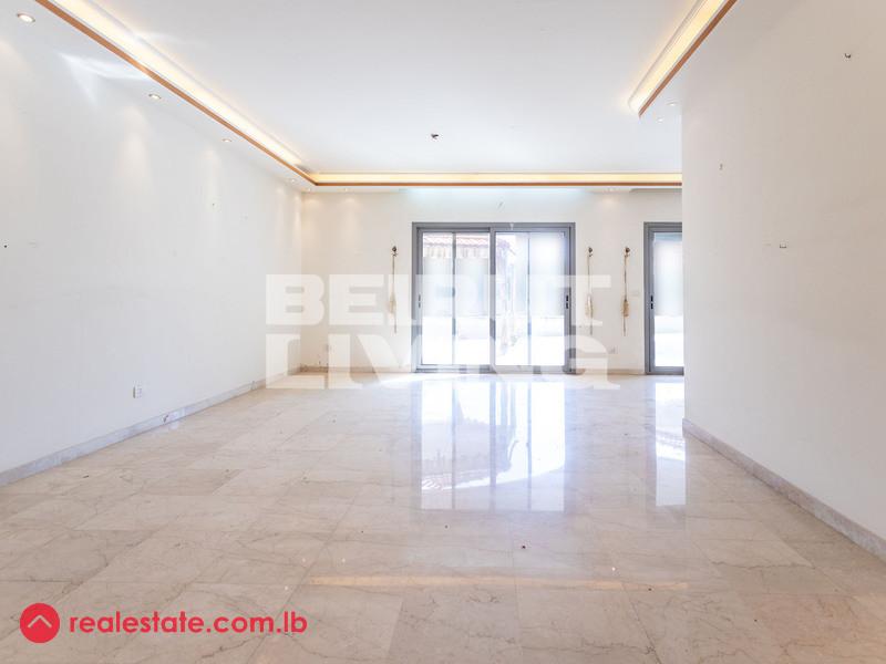Spacious and Luminous Apartment | Cash Payment