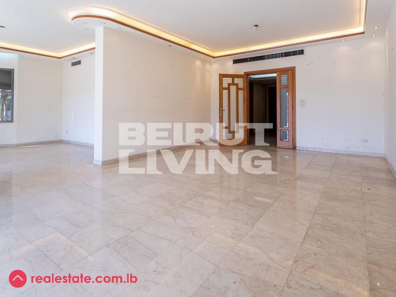 Spacious and Luminous Apartment | Cash Payment