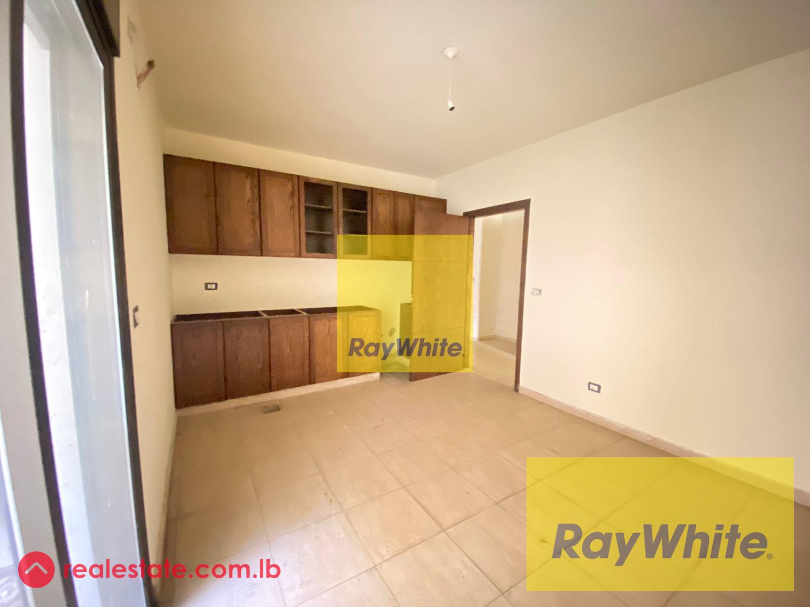 Apartment with terrace for sale in Naqqache