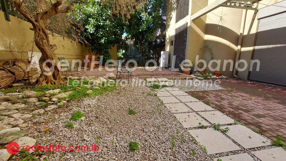 The Garden Apt | Golden Triangle | Prime Location