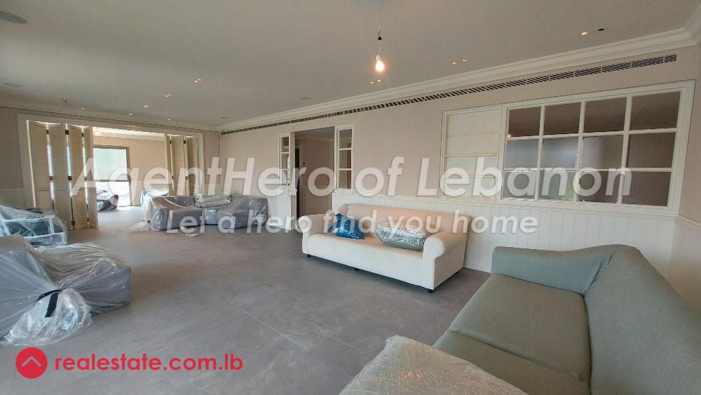 Spacious And Elegant Apt with Large Balcony