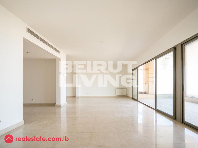 Elegant and Spacious Apartment | Great Location