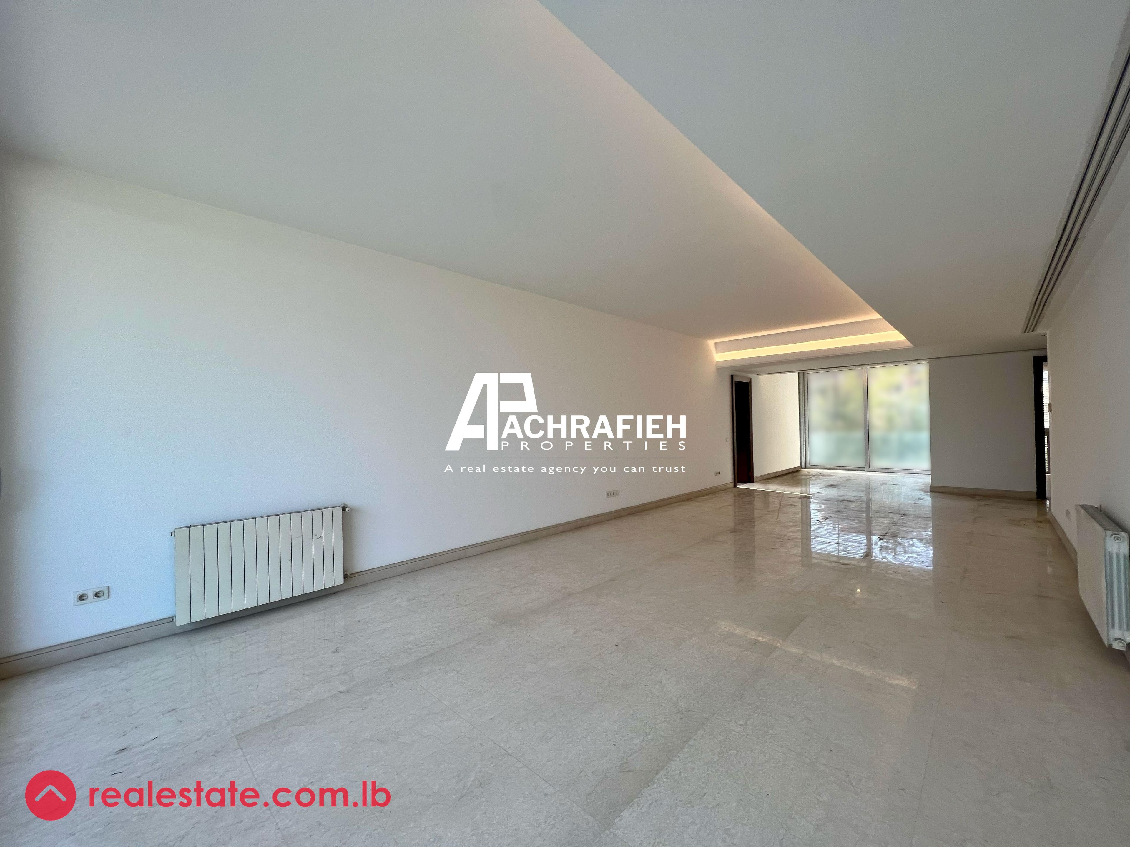 Spacious | 24/7 Electricity | Apt For Sale