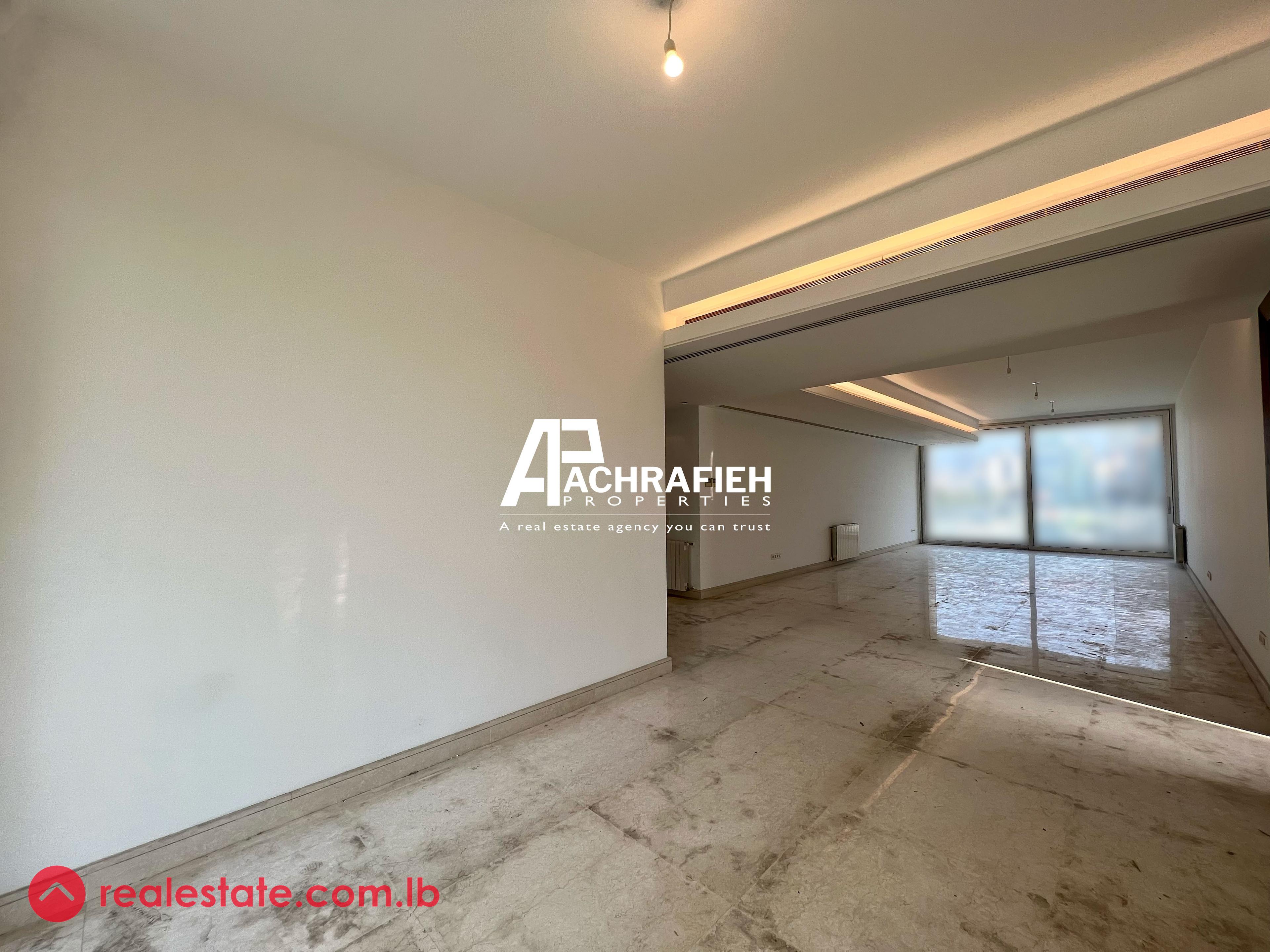 Spacious | 24/7 Electricity | Apt For Sale