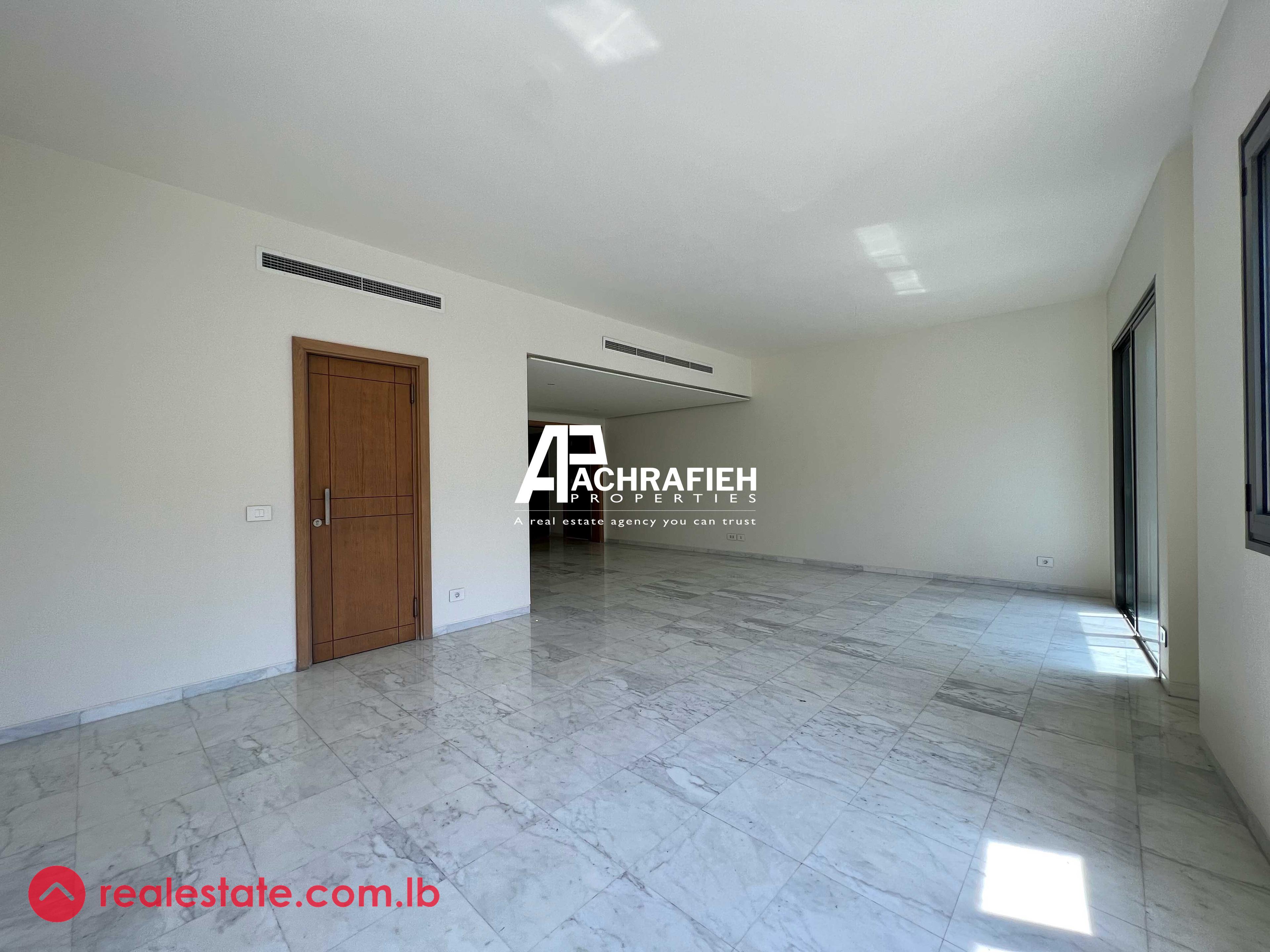 Unfurnished | 160 Sqm | Apartment For Rent