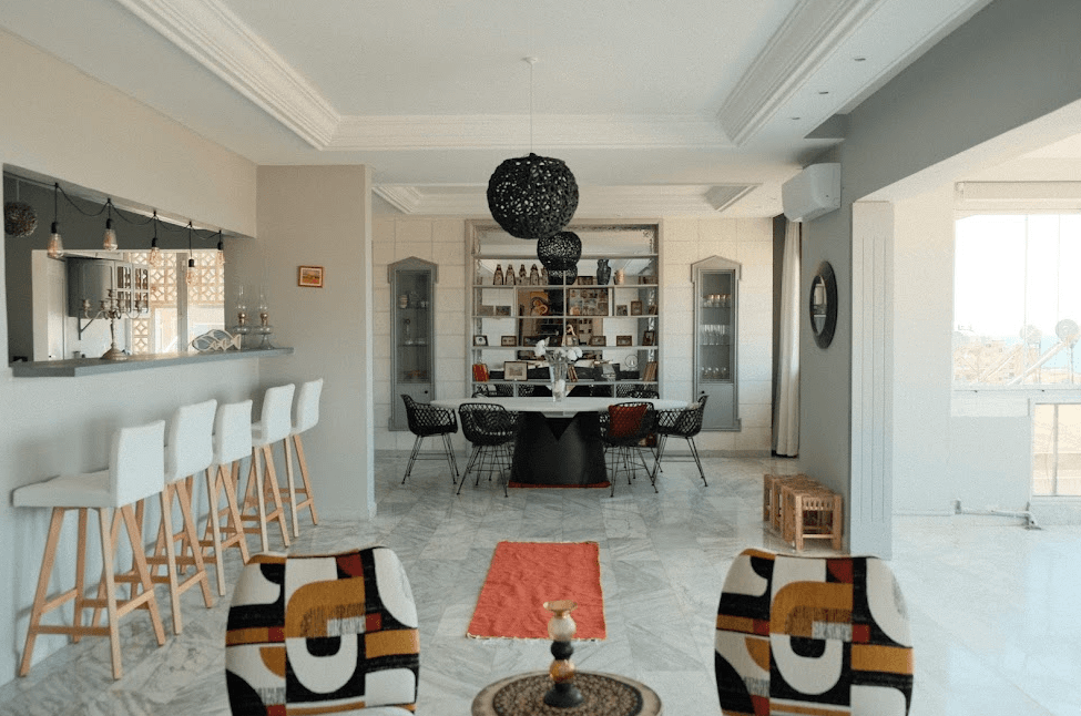 Exquisite 3-Bedroom House with Open Mountain and Sea Views, Available for Rent