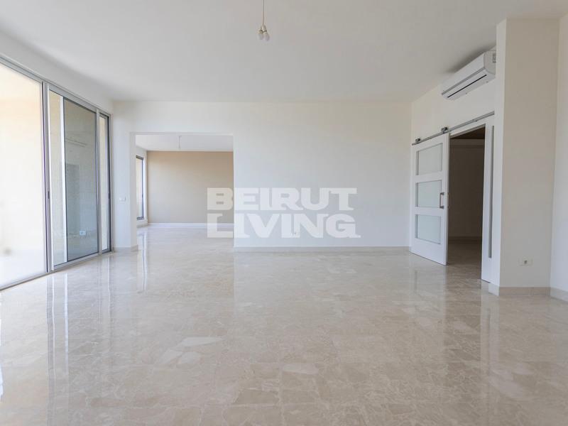 Spacious Apartment | Great Location | Spectacular Sea View