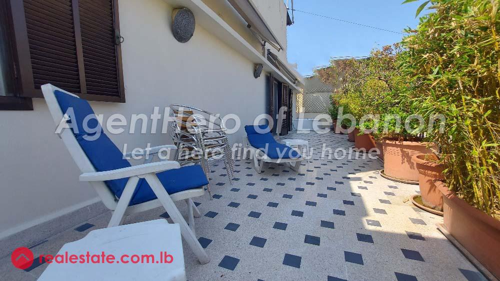 Rooftop Apt | Large Terrace | Perfect Location.