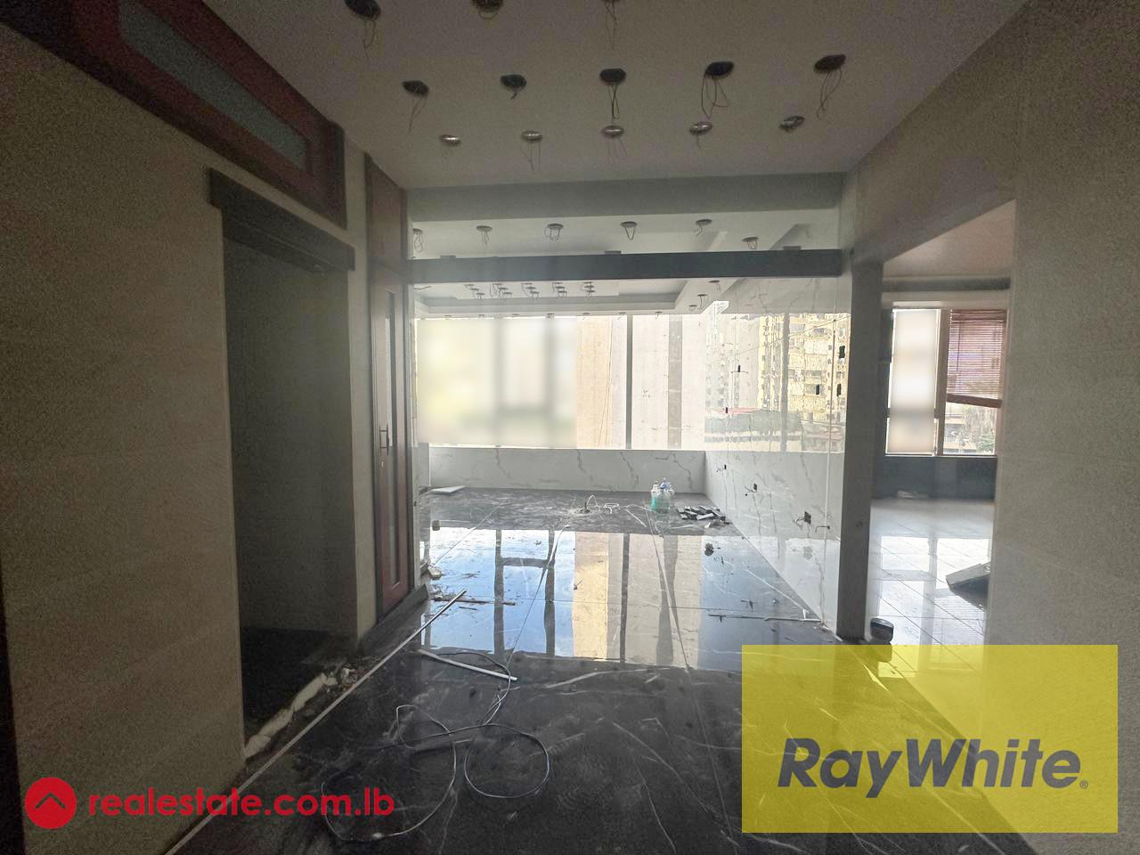 Office for Sale in Jdeideh