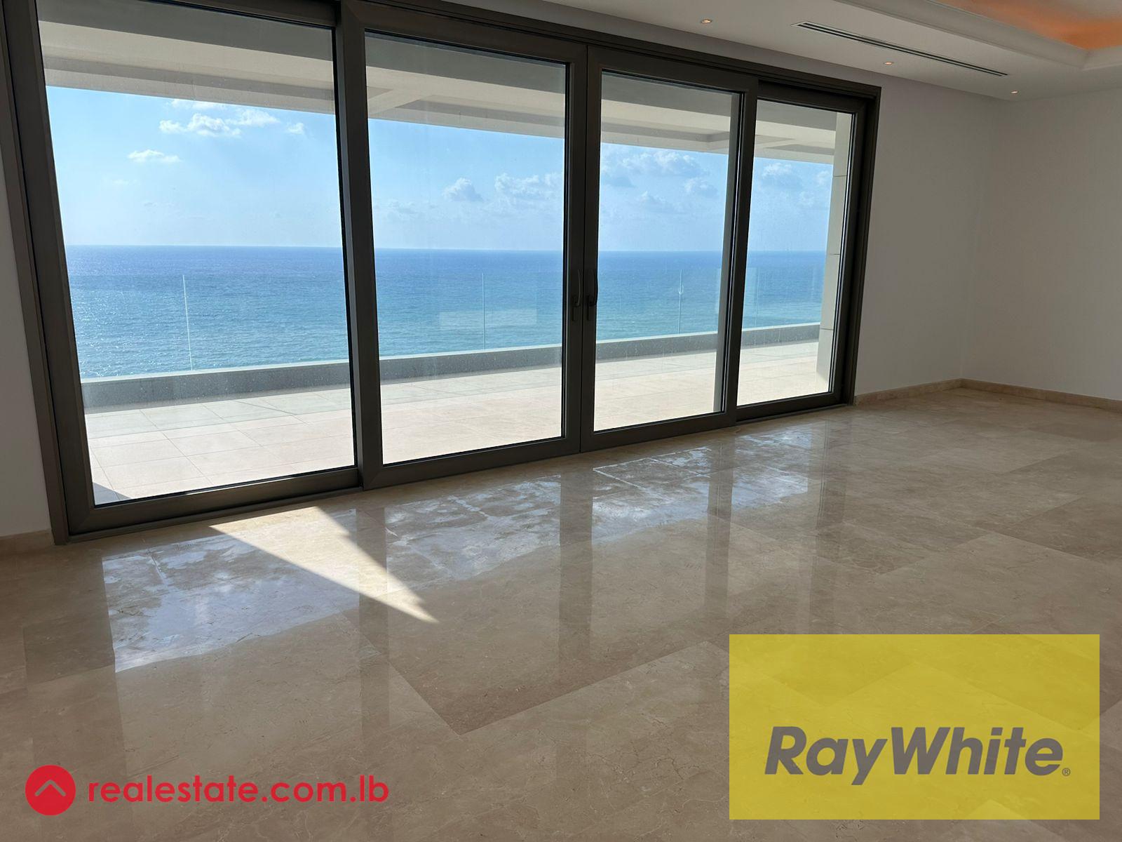 Luxury full floor Apartment for sale in Rawche