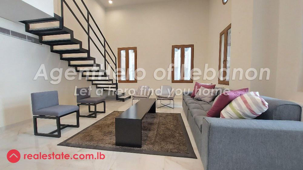 24/7 Electricity | Heritage Apartment | Large Balcony