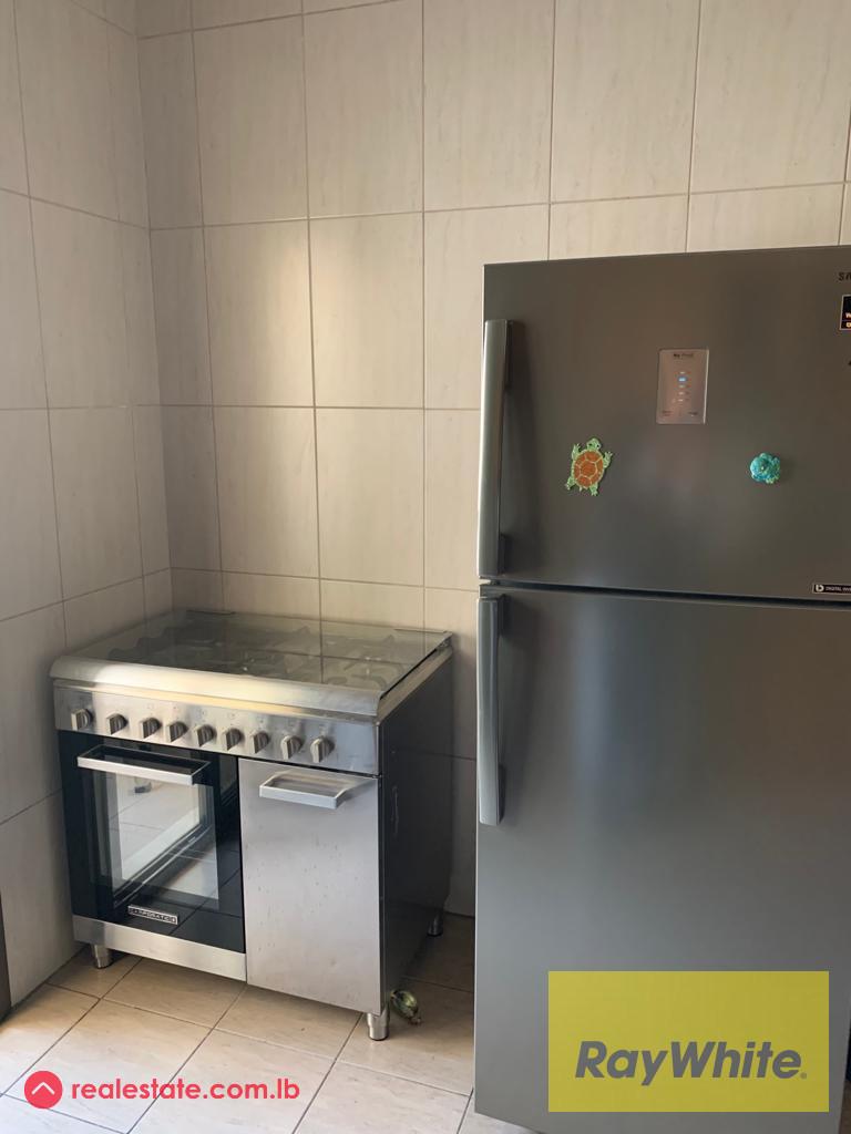 Apartment for rent in Furn El Chebbak