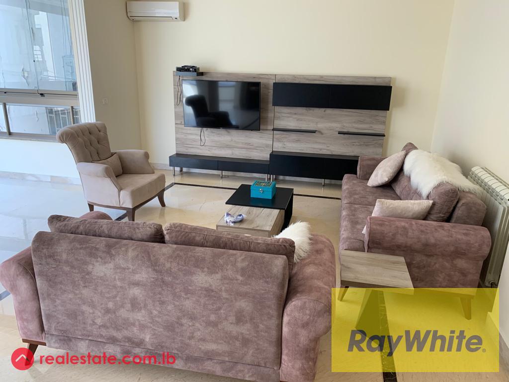 Apartment for rent in Furn El Chebbak