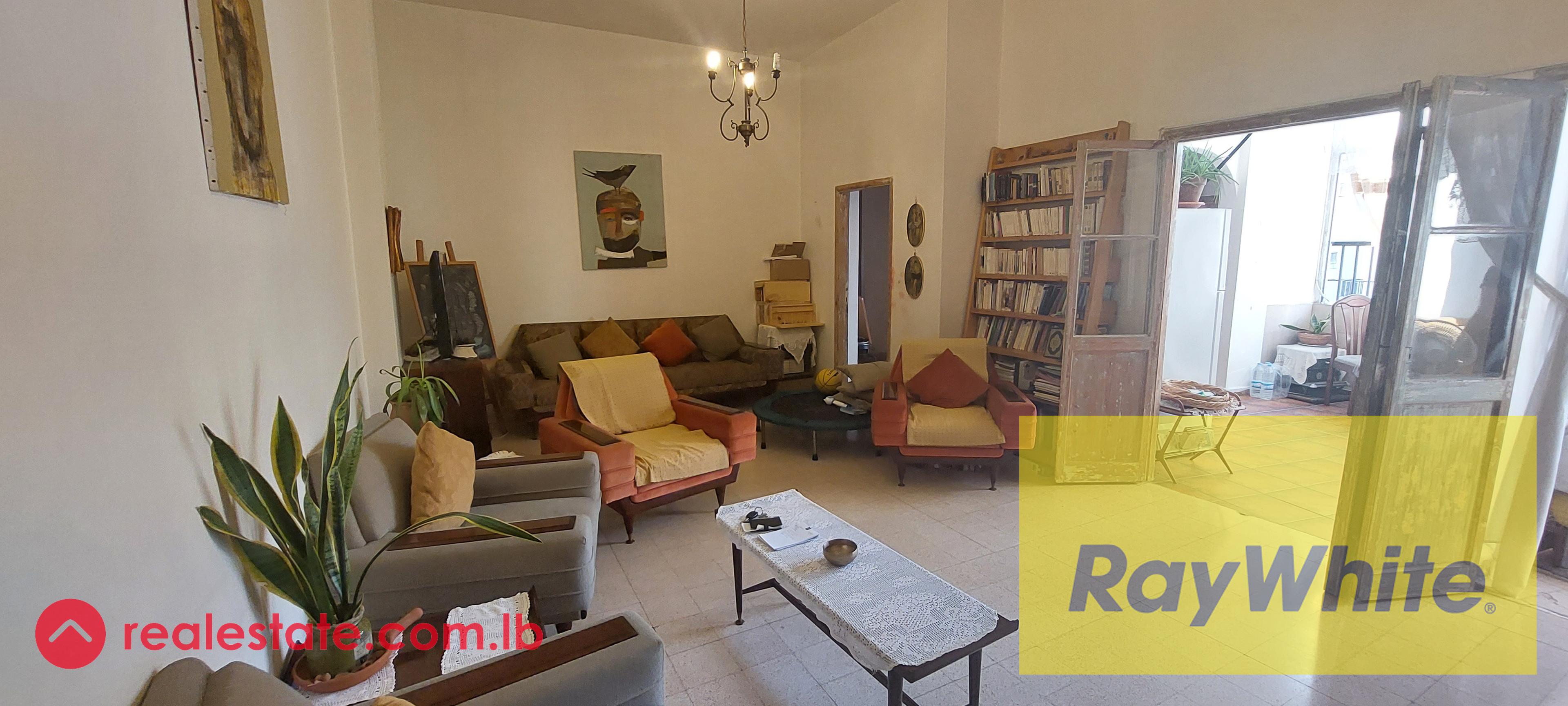 Apartment for sale in Furn El Chebbak