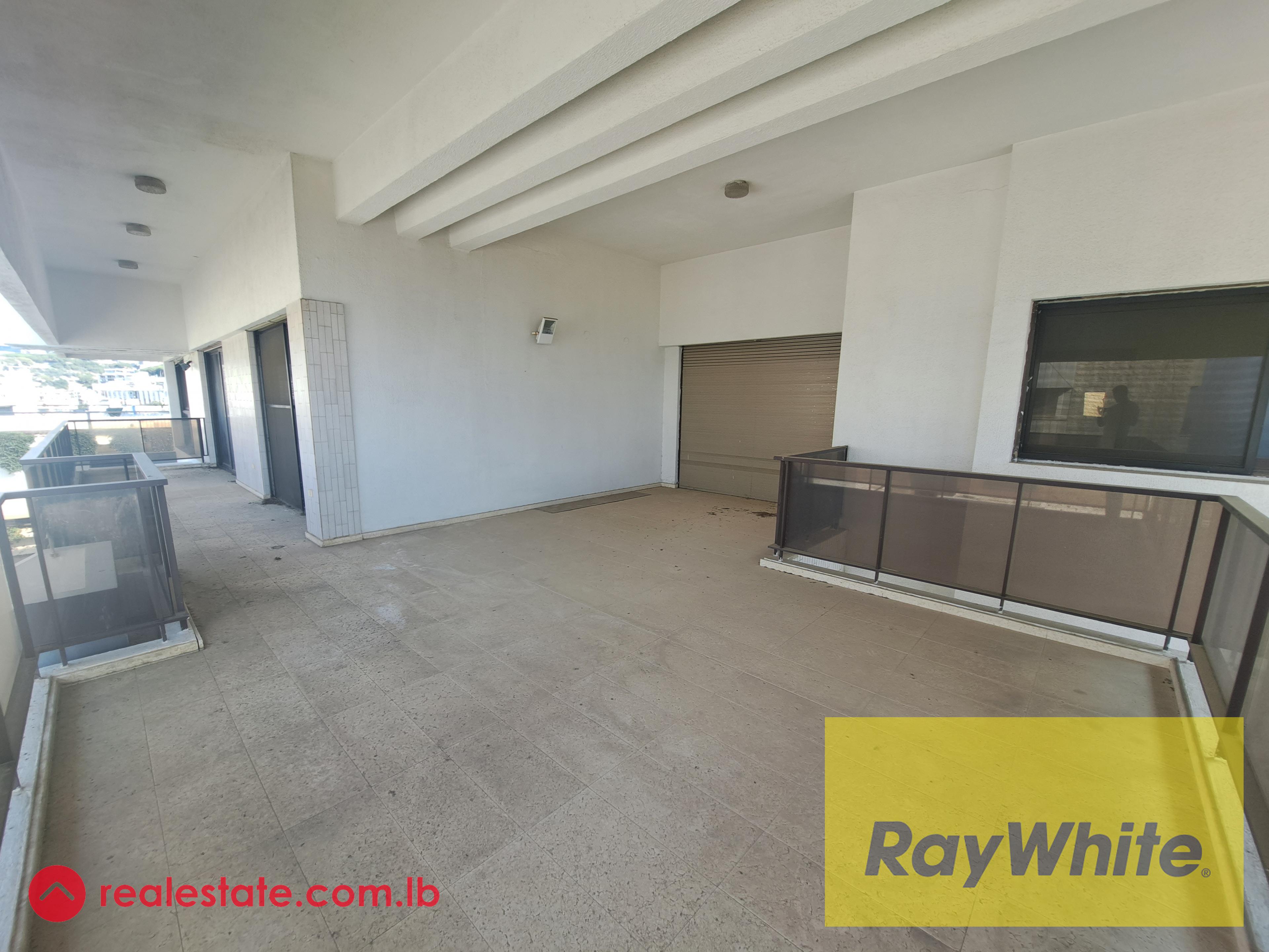For rent! Mtayleb Spacious apartment, 4 Bed 400Sqm!!