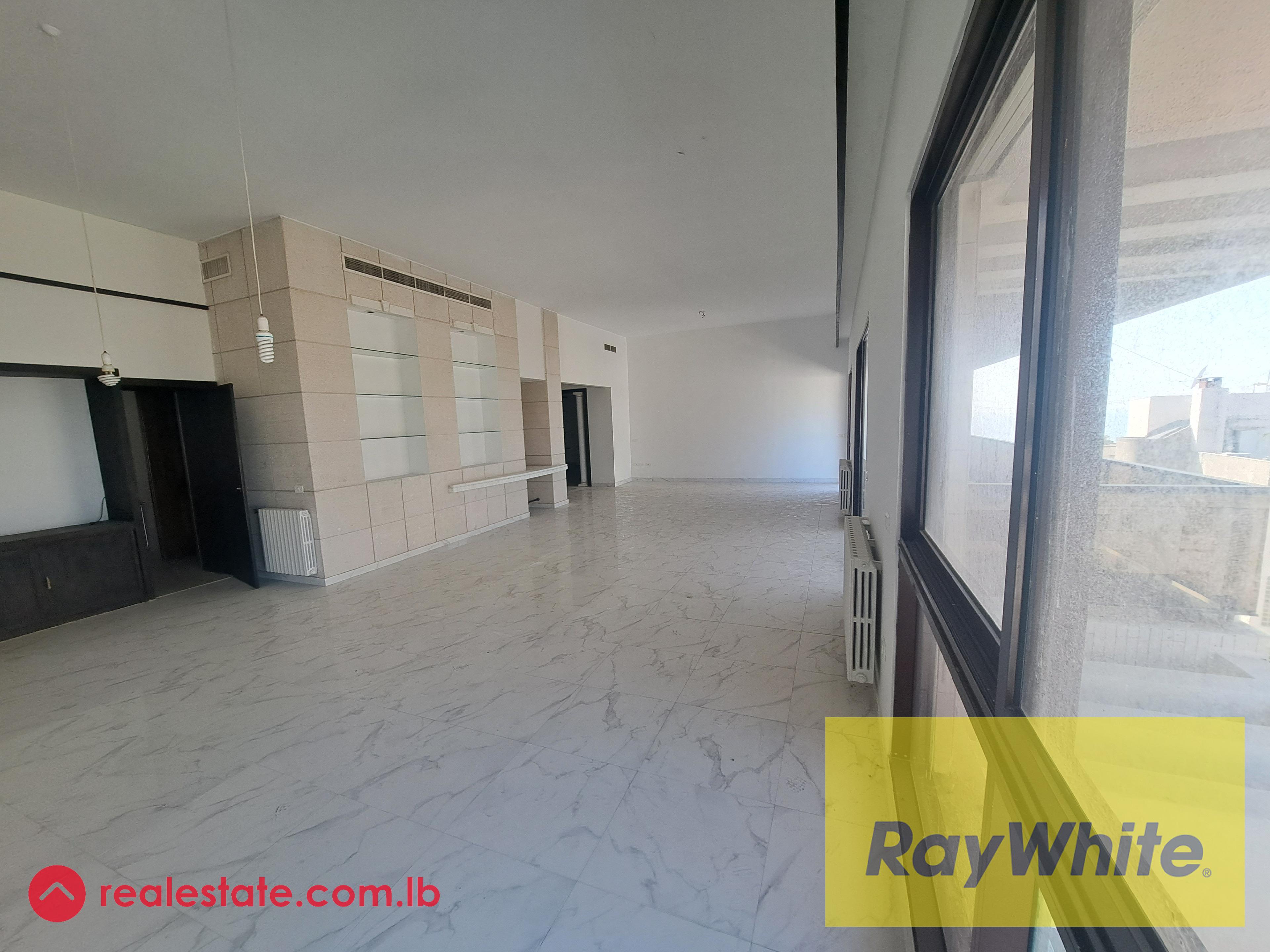 For rent! Mtayleb Spacious apartment, 4 Bed 400Sqm!!