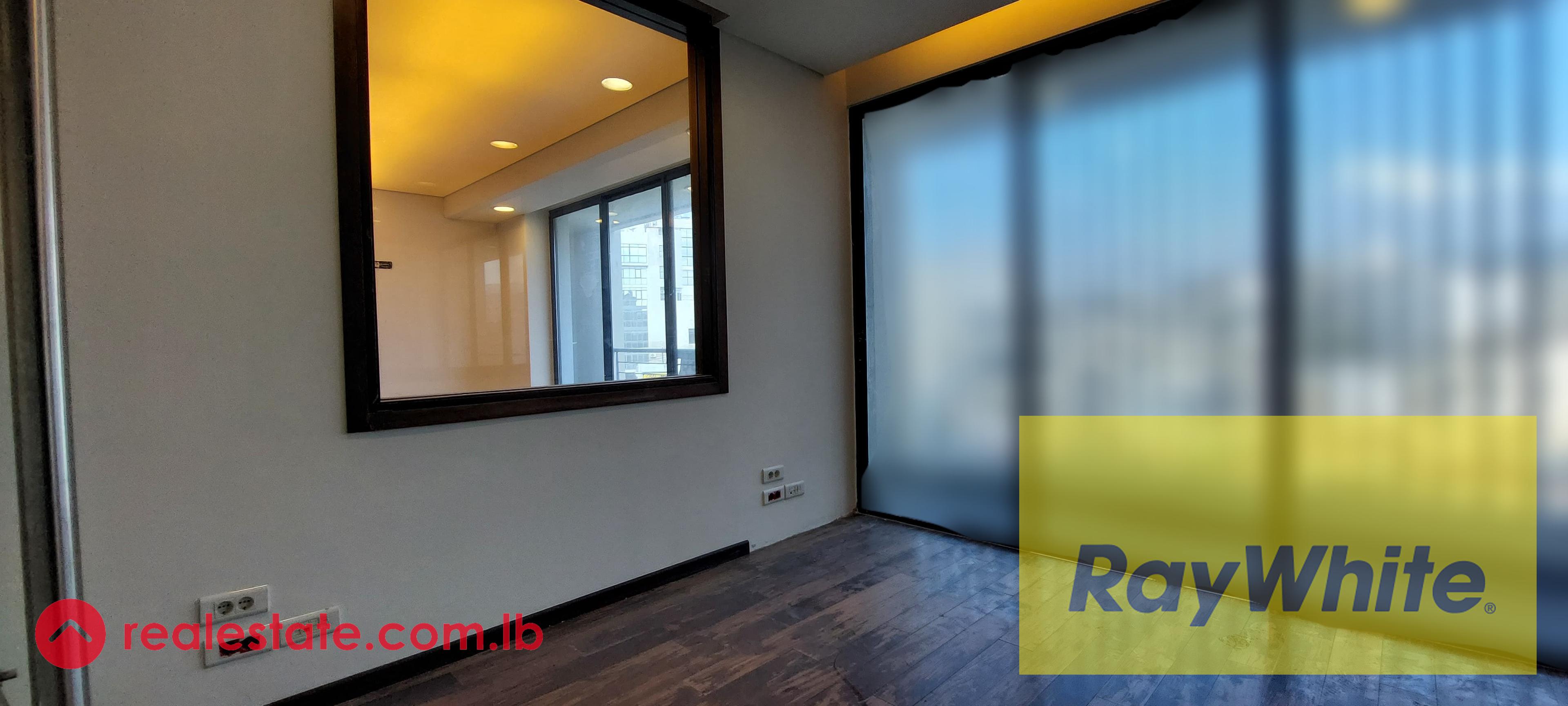Office for rent i n Furn El chebbak