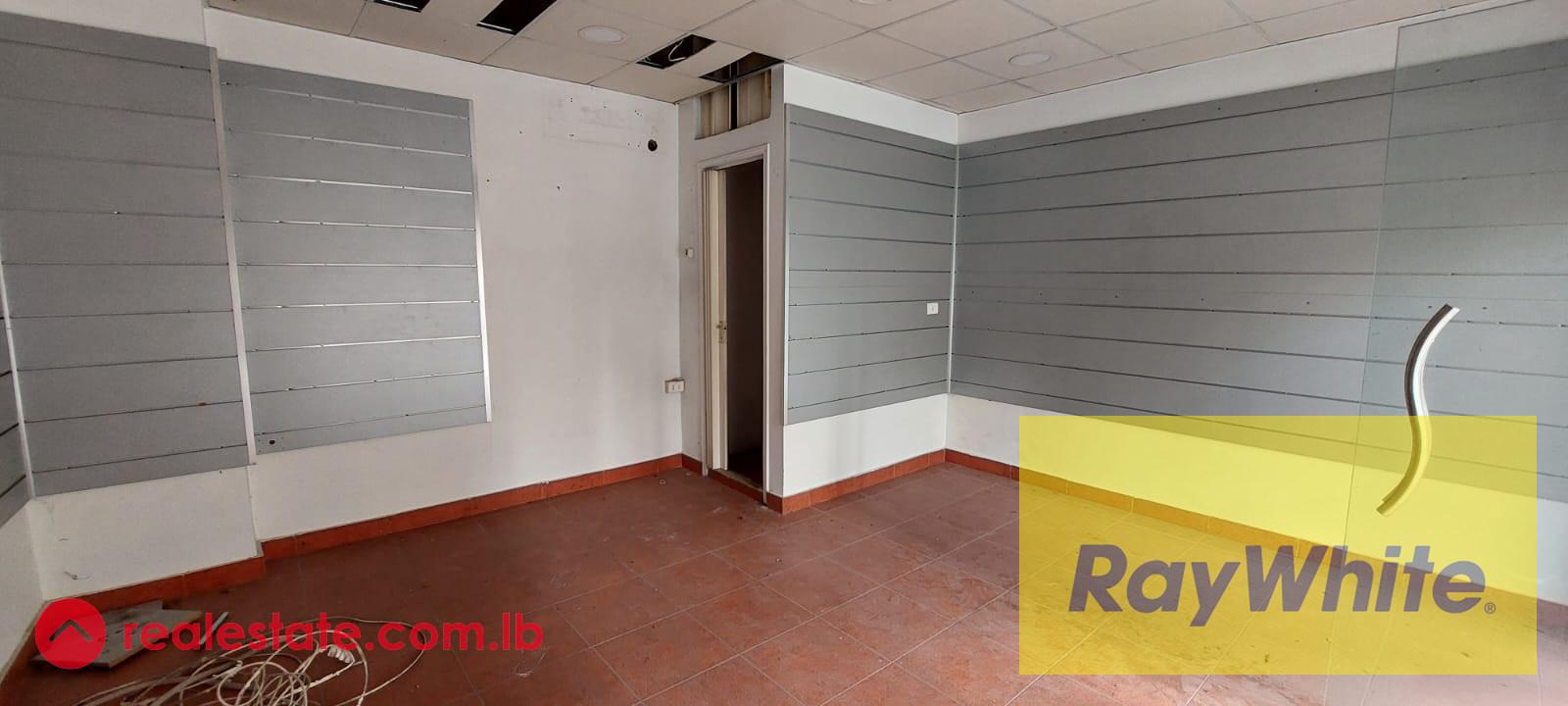 Shop for rent in Ain El Remeneh