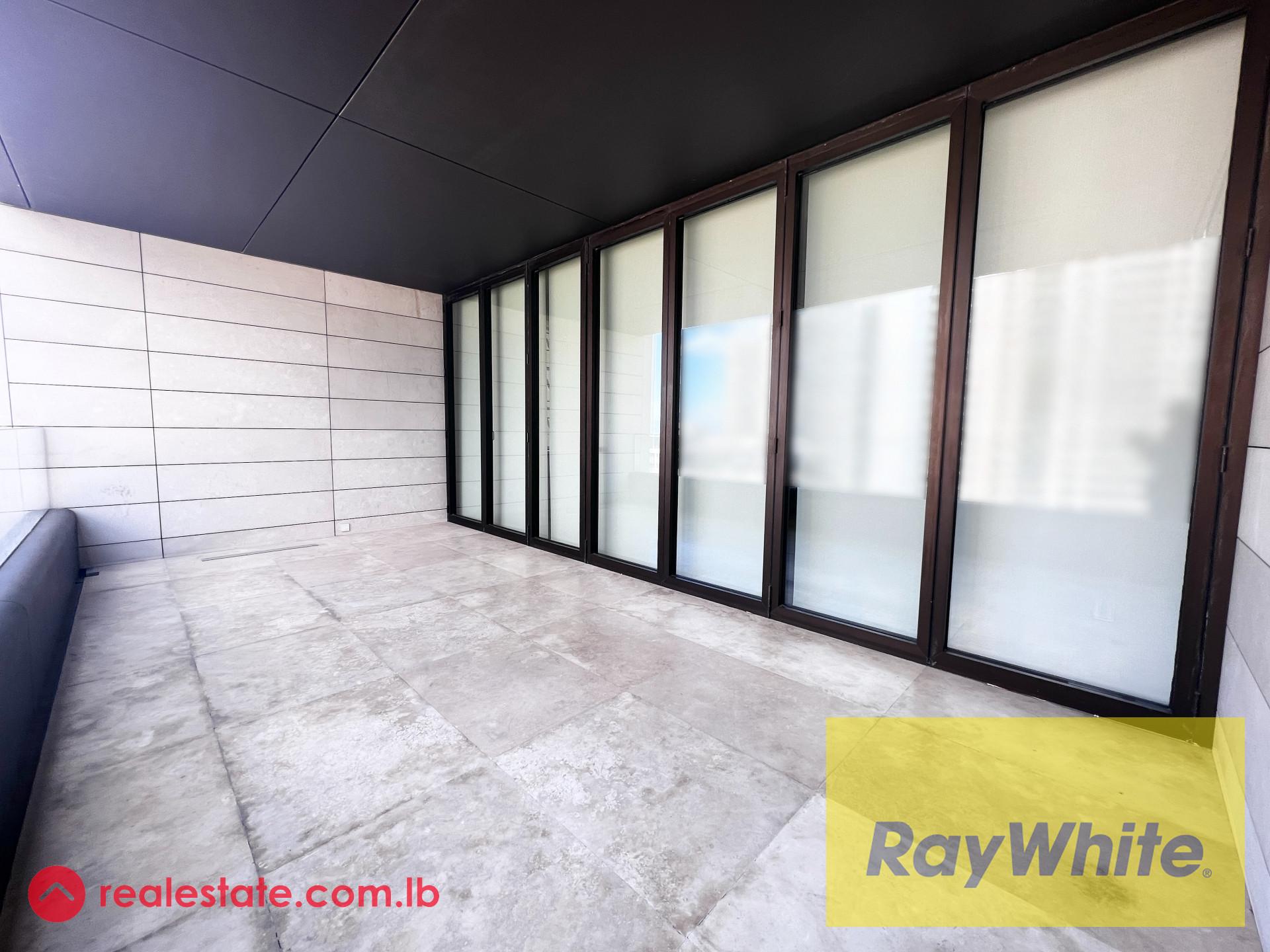 Luxurious Apartment in 3 Beirut with Sea View