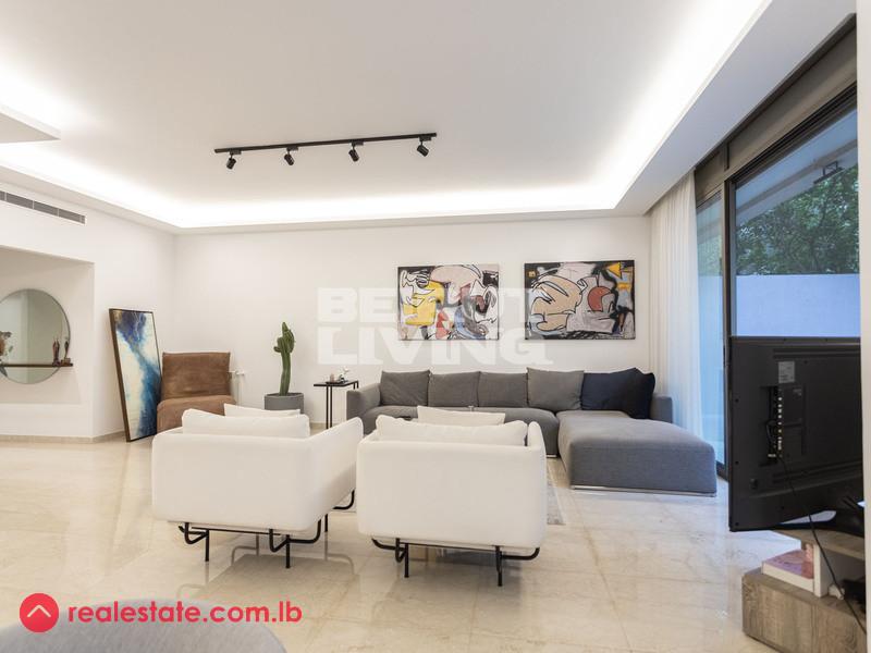 Spacious Apartment | Beautiful Garden | 24/7