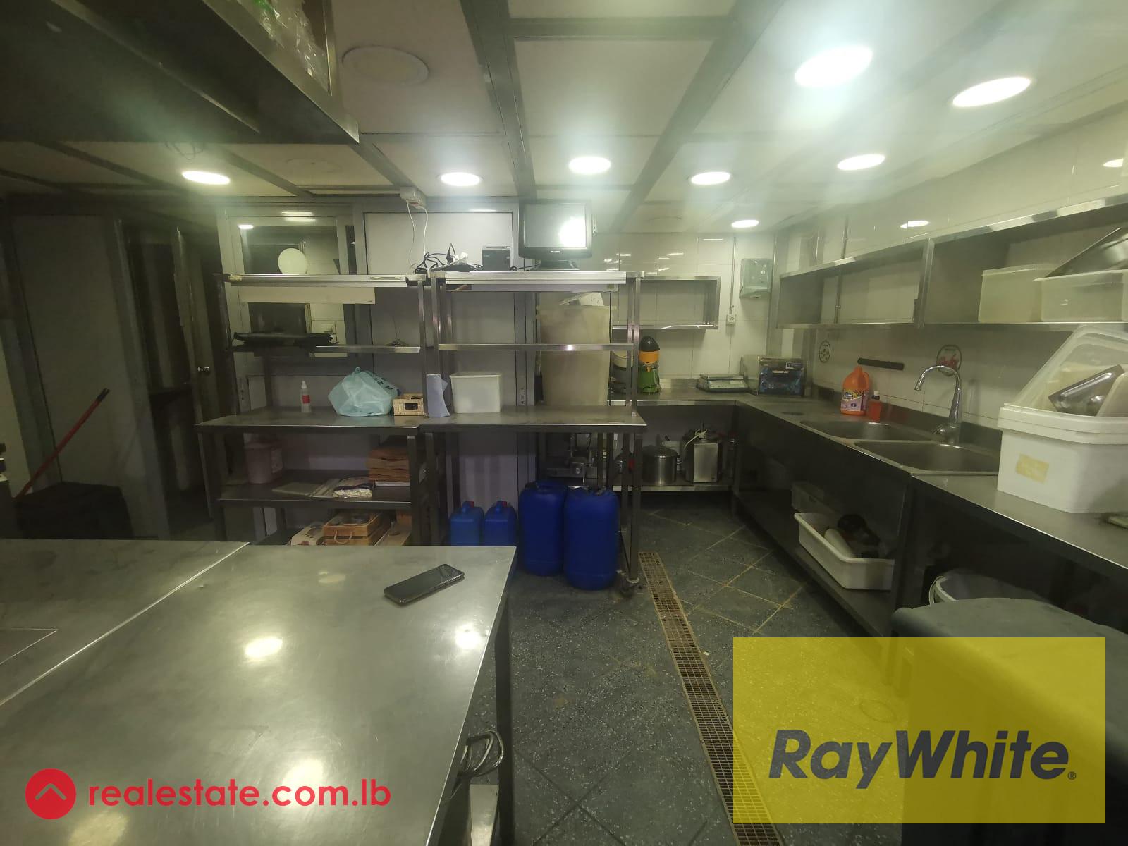 Full equipped kitchen in Nahr el mot for sale