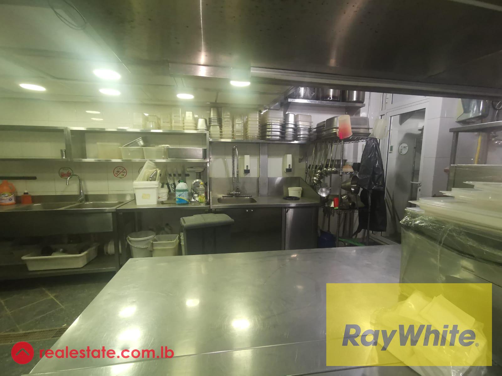 Full equipped kitchen in Nahr el mot for sale