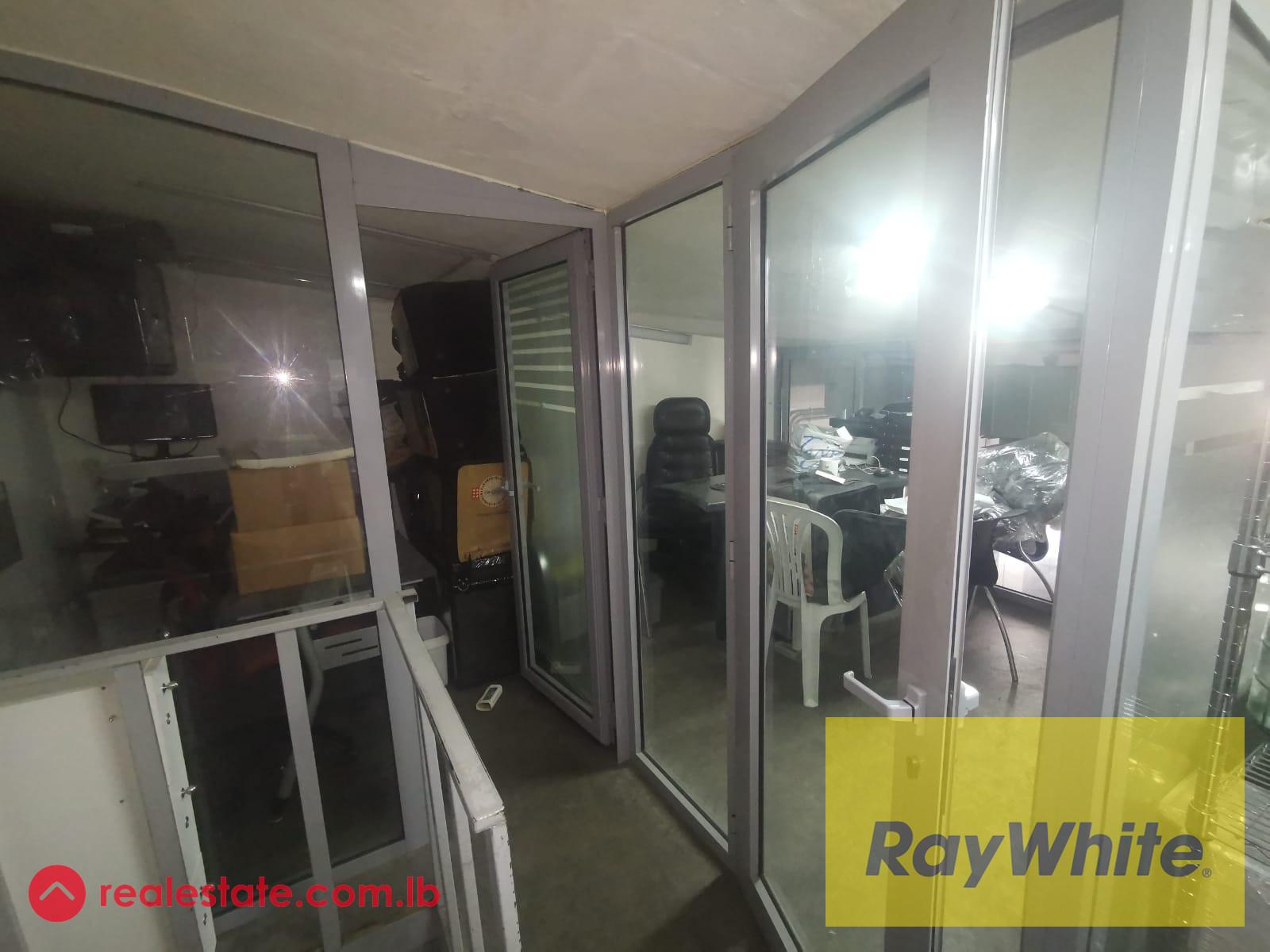 Full equipped kitchen in Nahr el mot for sale