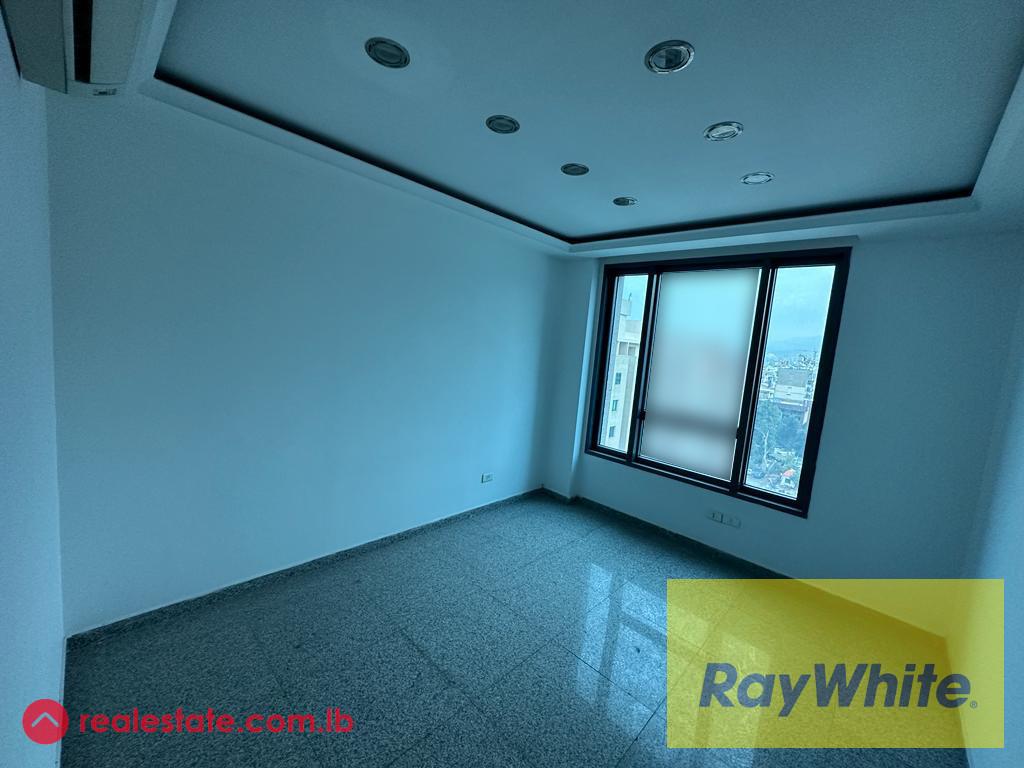Office for Rent in Jdeideh Highway