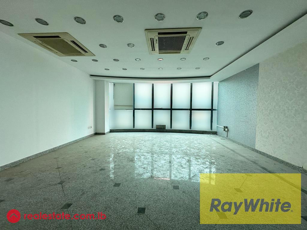 Office for Rent in Jdeideh Highway