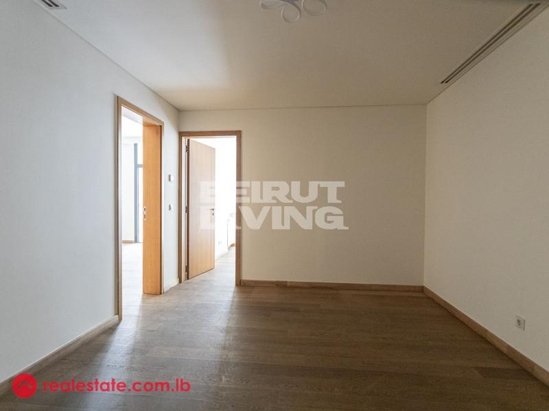 Spacious Apartment | 3 Balconies | Pool & Gym